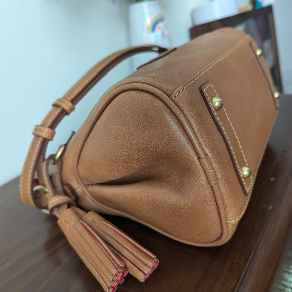 NWT Dooney and Bourke Florentine natural tassel shoulder bag - Picture 6 of 9